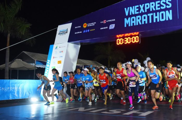giai chay bo vnexpress marathon hanoi midnight 2020 giai chay bo vnexpress marathon hanoi midnight 2020